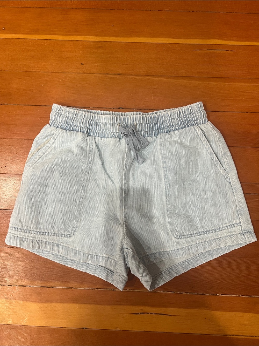 Blank NYC Light Blue Women's Elastic-Waist Denim Shorts Size S
